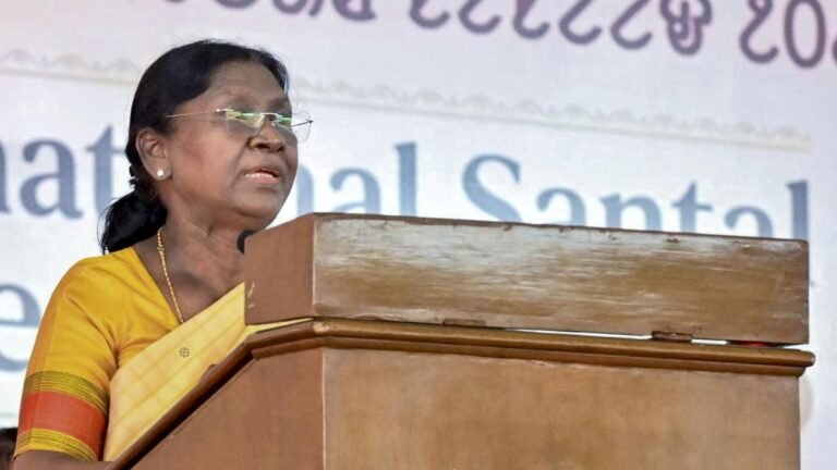 President Murmu Criticizes Mamata Government Over Santhal Conference