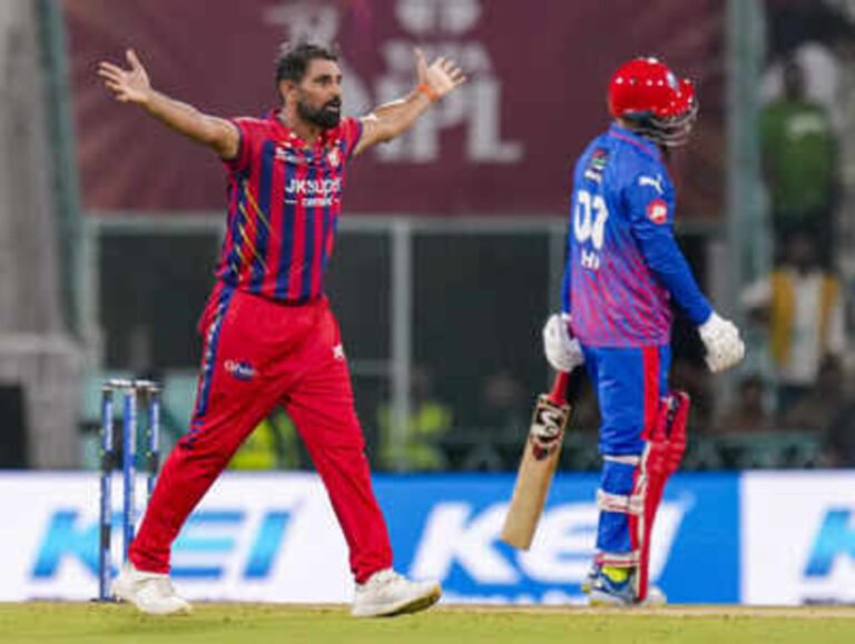 Mohammed Shami Scripts IPL History with Unique Record in LSG vs DC Clash